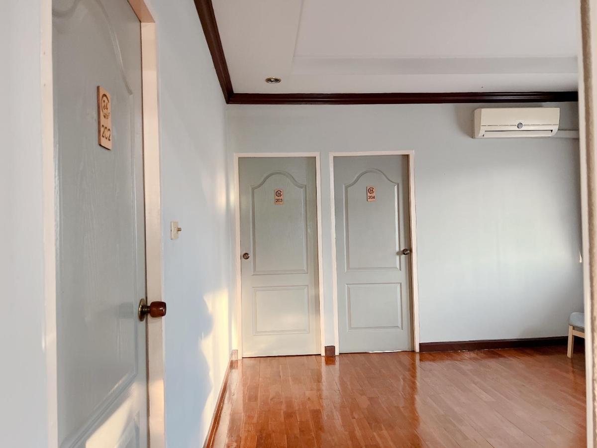 24 Hostel Donmuang Bangkok Exteriör bild