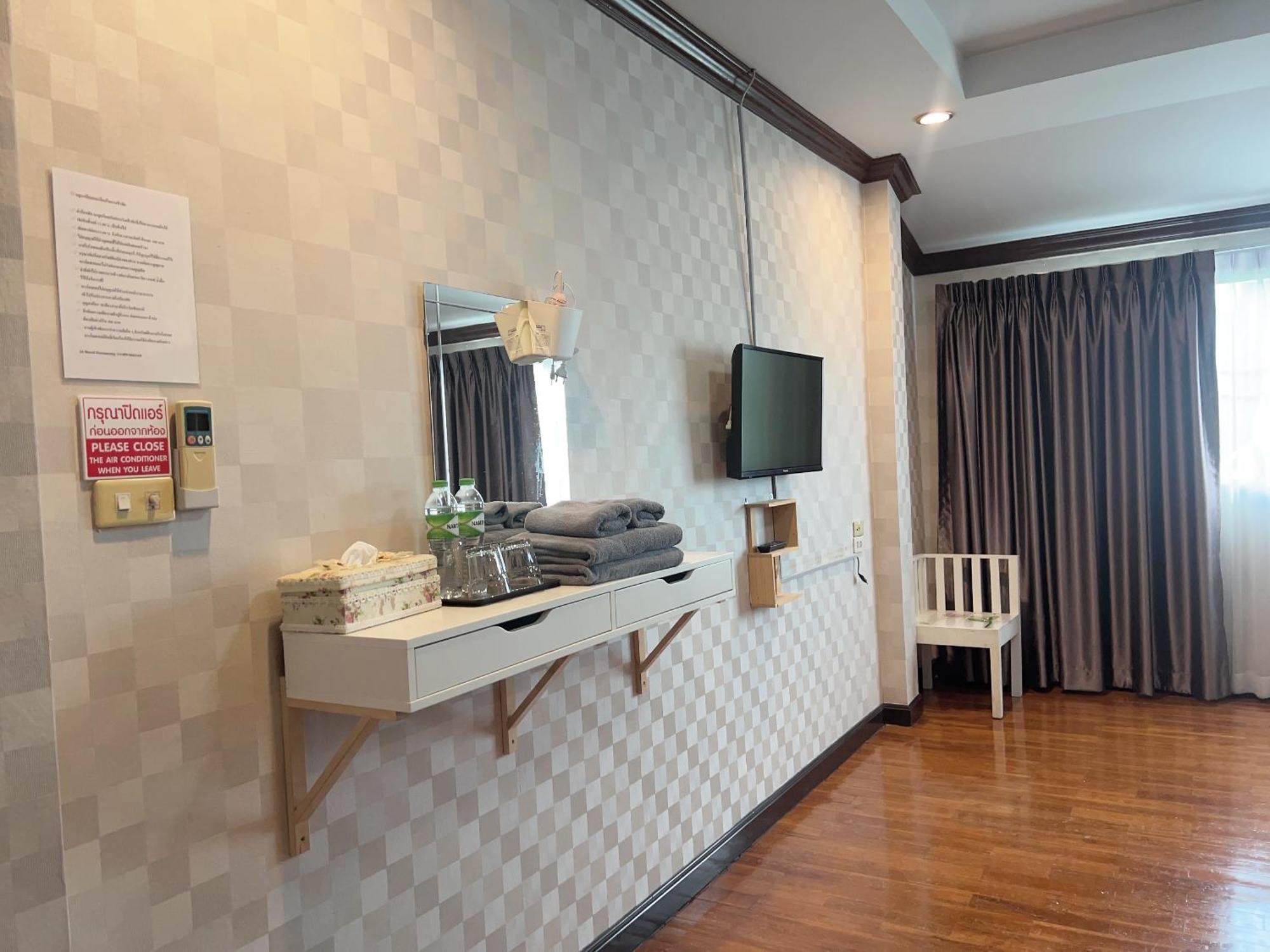 24 Hostel Donmuang Bangkok Exteriör bild