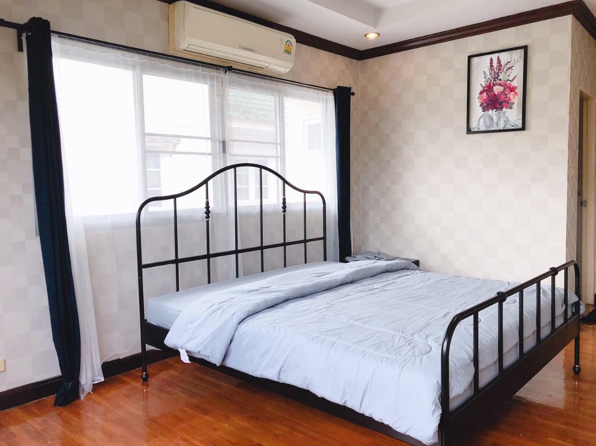 24 Hostel Donmuang Bangkok Exteriör bild