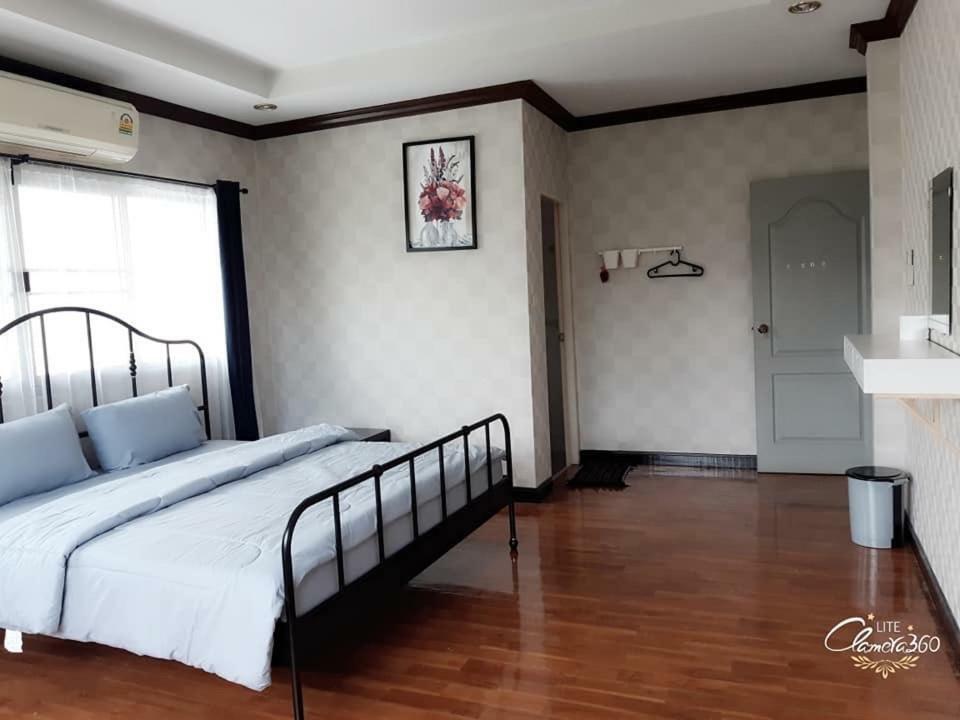 24 Hostel Donmuang Bangkok Exteriör bild