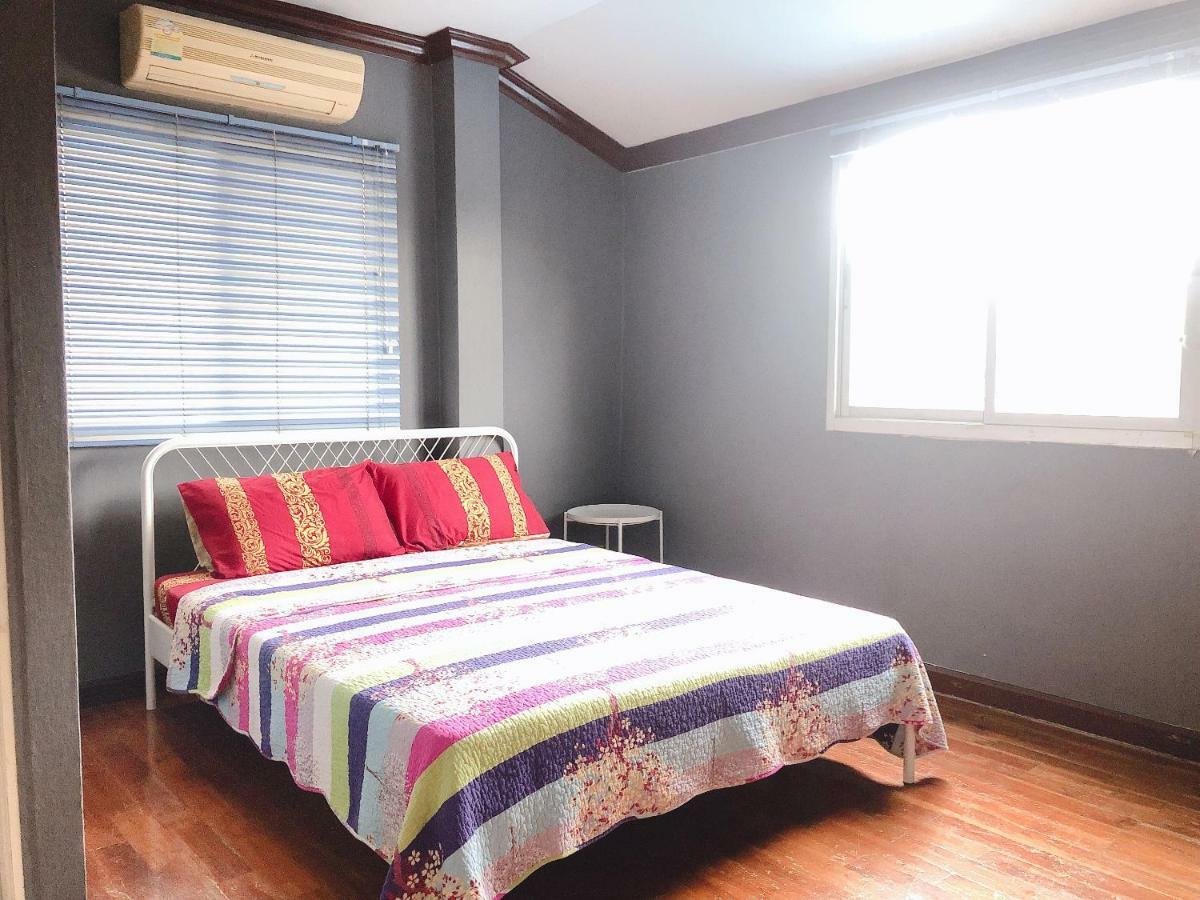 24 Hostel Donmuang Bangkok Exteriör bild